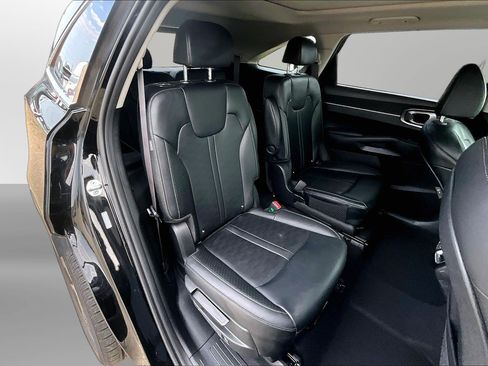 Used 2025 Kia Sorento EX w/ EX Panoramic Sunroof Package AWD/4WD image 17