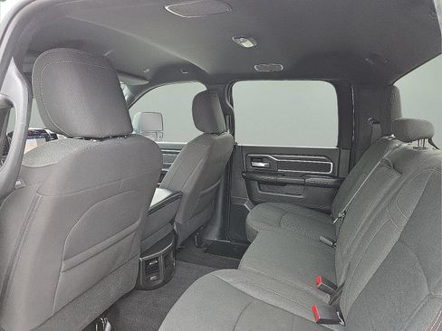 Used 2025 RAM 2500 Big Horn AWD/4WD image 10