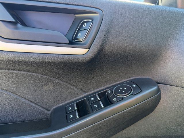 Used 2022 Ford Escape SE w/ Cold Weather Package AWD/4WD image 23