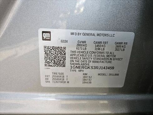 Used 2024 Chevrolet Traverse LT FWD image 21
