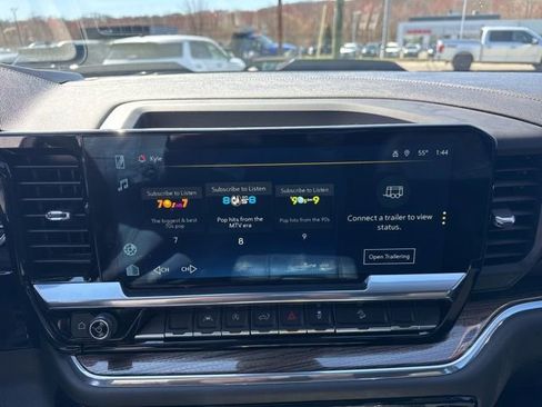 Used 2023 Chevrolet Silverado 1500 LT Trail Boss w/ Convenience Package II image 13