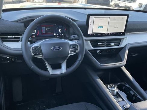 New 2026 Ford Explorer Active image 6