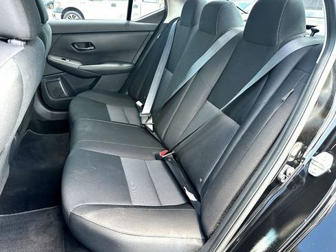 Used 2024 Nissan Sentra SV FWD image 18
