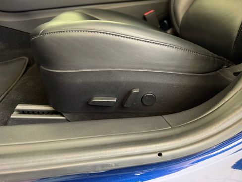 Used 2018 Tesla Model 3 RWD image 8