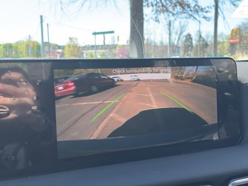 New 2026 Nissan Sentra SR w/ Floor Mat Package image 26