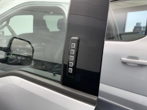 Used 2022 Ford F150 XLT w/ Equipment Group 302A High AWD/4WD image 41