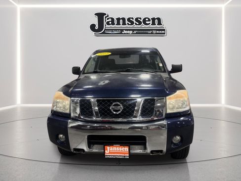 Used 2012 Nissan Titan SV image 2