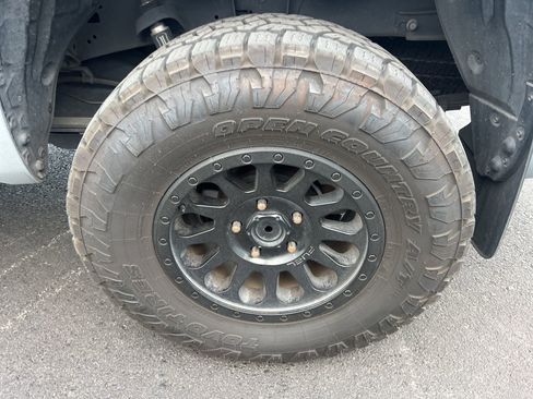 Used 2021 Toyota Tundra Limited w/ Limited Premium Package image 12