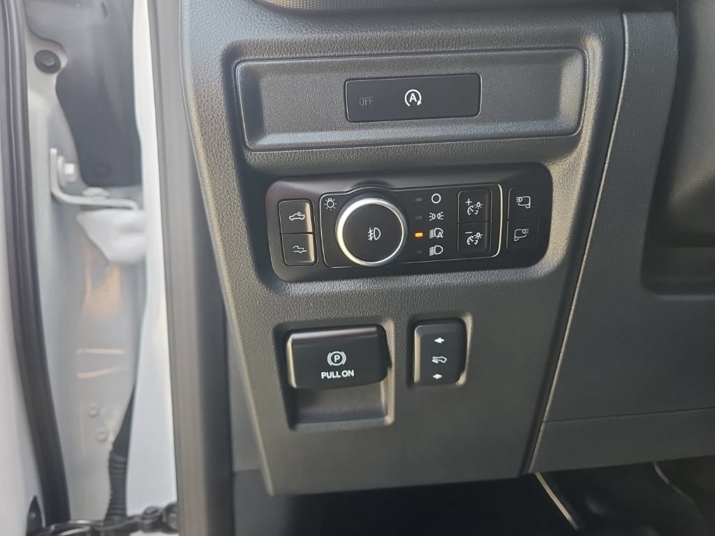 Used 2025 Ford F150 Raptor AWD/4WD image 11