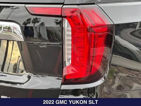 Used 2022 GMC Yukon SLT w/ SLT Luxury Package RWD image 30