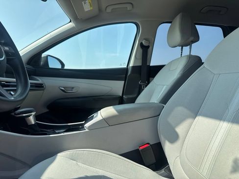Used 2025 Hyundai Tucson SEL FWD image 39