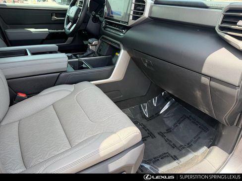 Used 2023 Toyota Tundra Limited w/ Power Package AWD/4WD image 13
