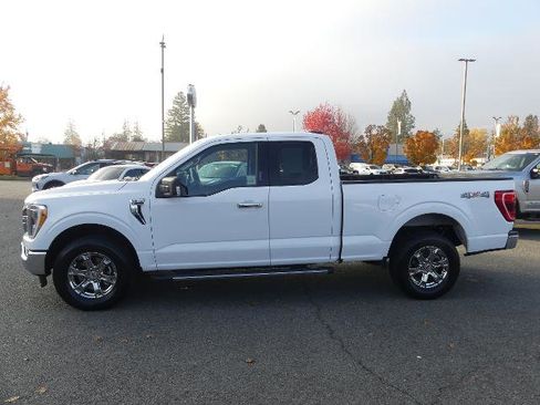 Certified 2021 Ford F150 XLT w/ Equipment Group 302A High image 3