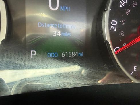 Used 2021 Toyota RAV4 XLE Premium AWD/4WD image 28