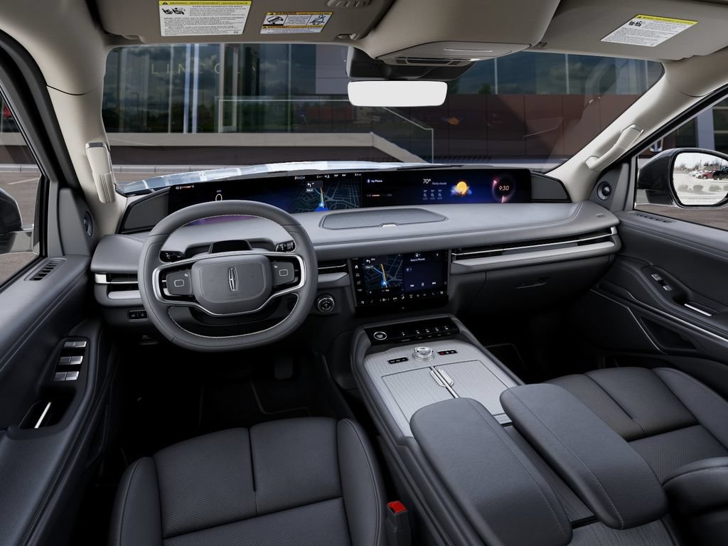 New 2027 Lincoln Navigator Premiere RWD image 9