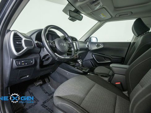 Used 2020 Kia Soul GT-Line w/ GT 2.0L Power Sunroof Package FWD image 10