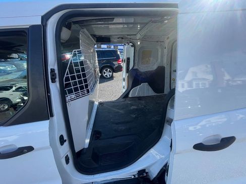 Used 2015 Ford Transit Connect XL image 23