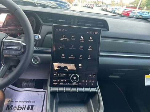 New 2026 GMC Terrain AT4 w/ Convenience Package III image 17