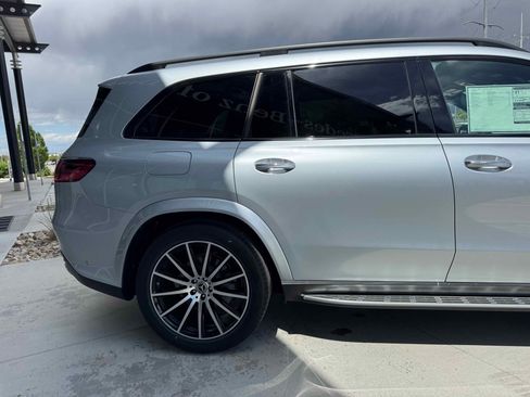 New 2025 Mercedes-Benz GLS 450 4MATIC image 8