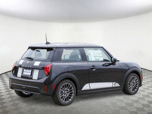 New 2026 MINI Cooper 2-Door Hardtop FWD image 5