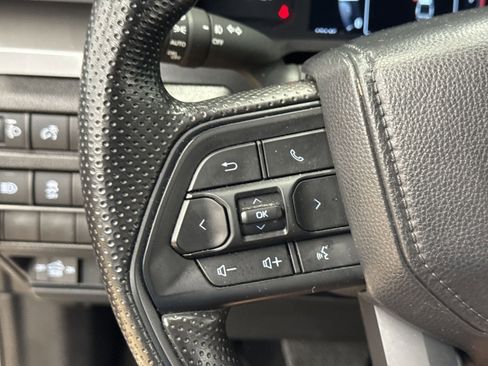 Used 2024 Toyota Tacoma SR5 AWD/4WD image 36