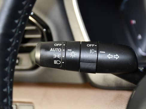Used 2024 Honda Pilot Elite image 24