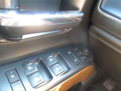 Used 2018 Chevrolet Silverado 1500 LTZ AWD/4WD image 27
