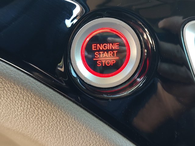 Used 2020 Honda Pilot Touring image 19