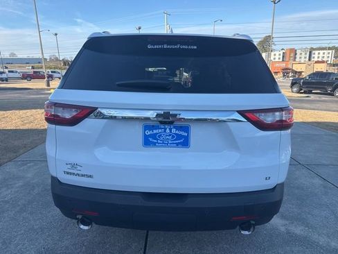Used 2018 Chevrolet Traverse LT image 6