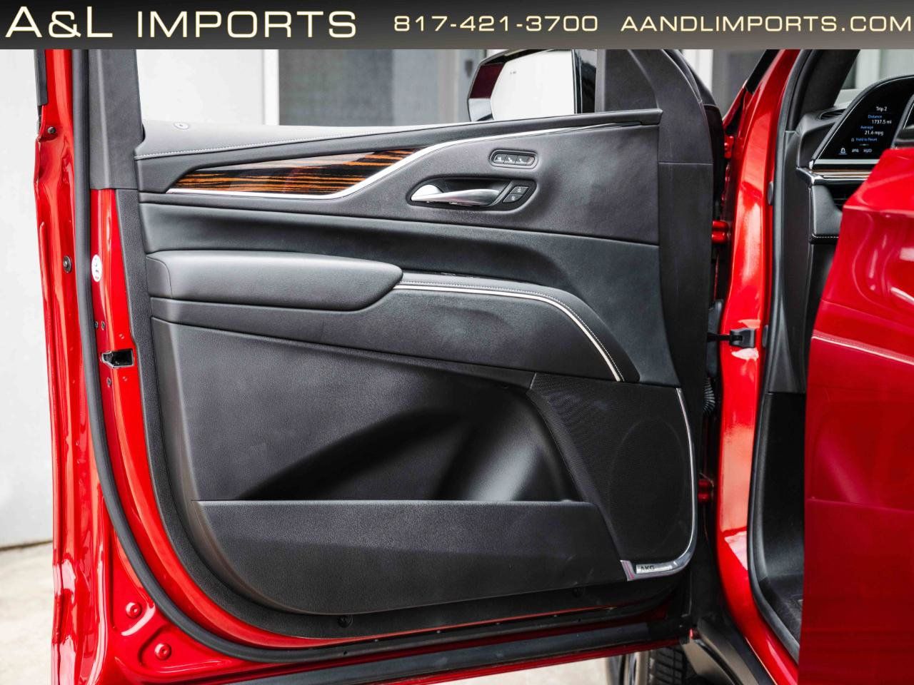 Used 2024 Cadillac Escalade ESV Premium Luxury AWD/4WD image 48