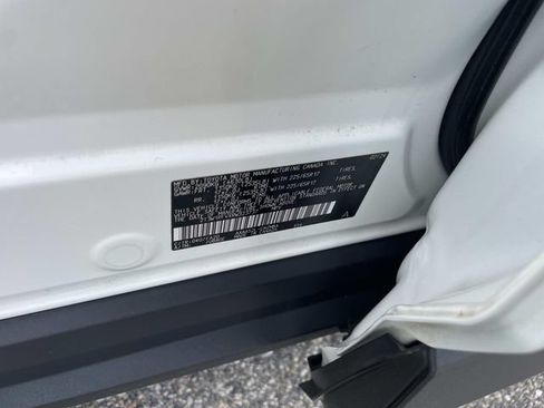 Used 2024 Toyota RAV4 XLE FWD image 22
