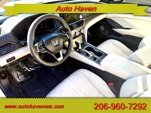 Used 2018 Honda Accord EX image 10