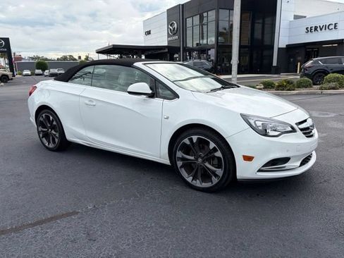 Used 2019 Buick Cascada Premium FWD image 1