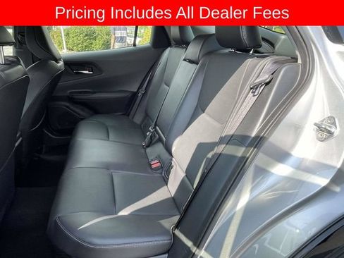 Used 2024 Toyota Prius XLE FWD image 13