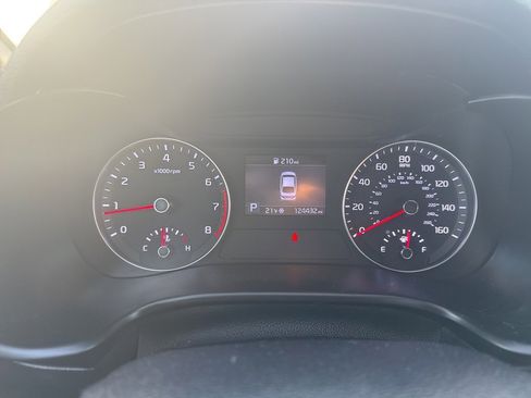 Used 2020 Kia Forte GT image 7