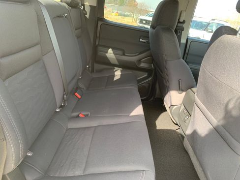 Used 2022 Nissan Frontier SV image 26