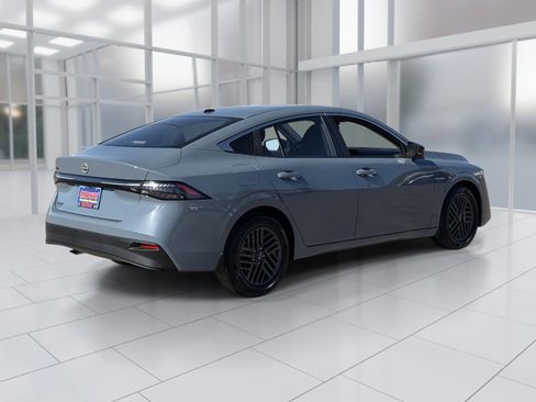 New 2026 Nissan Sentra SV w/ SV Convenience Package image 5