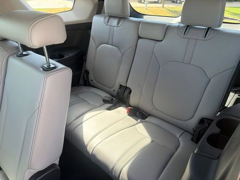 Certified 2025 Honda Pilot EX-L image 25