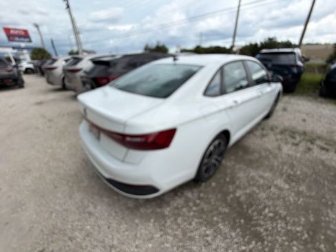 Used 2025 Volkswagen Jetta Sport FWD image 8