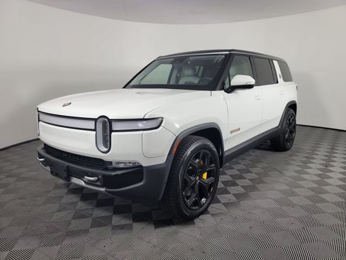 Used 2024 Rivian R1S Adventure AWD/4WD image 1