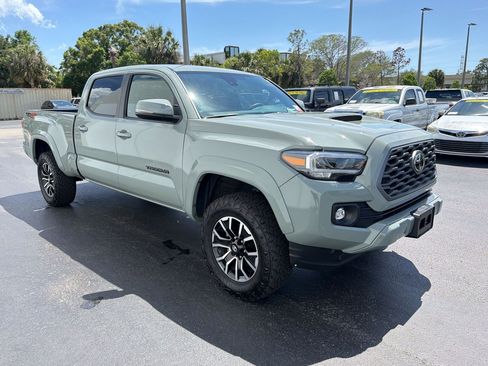 Certified 2023 Toyota Tacoma TRD Sport w/ Black Out Package (TMS) AWD/4WD image 7