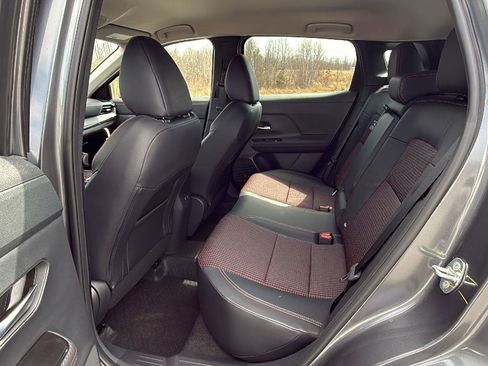 Used 2025 Nissan Kicks SR image 22