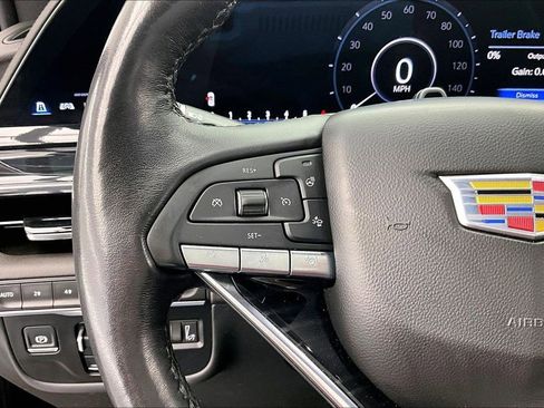 Used 2024 Cadillac Escalade Sport AWD/4WD image 18
