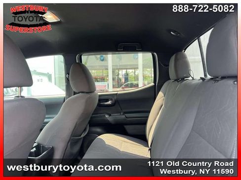 Used 2017 Toyota Tacoma TRD Sport w/ Tow Package AWD/4WD image 15