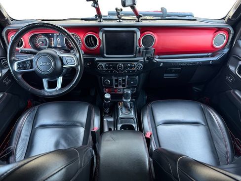 Used 2019 Jeep Wrangler Unlimited Rubicon AWD/4WD image 12