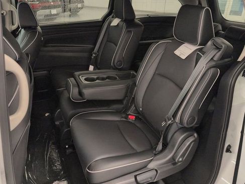 New 2026 Honda Odyssey Touring image 22