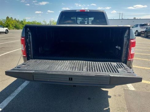 Used 2019 Ford F150 XLT w/ Equipment Group 302A Luxury AWD/4WD image 10