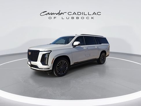 Certified 2025 Cadillac Escalade ESV Sport Platinum w/ LPO, Floor Liner Package AWD/4WD image 4