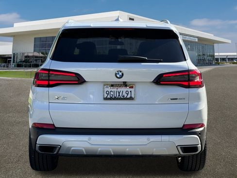 Certified 2022 BMW X5 xDrive40i image 9