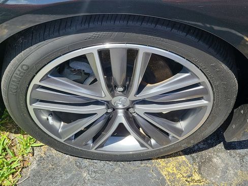 Used 2017 INFINITI Q50 3.0t Premium w/ Driver Assistance Package RWD image 7